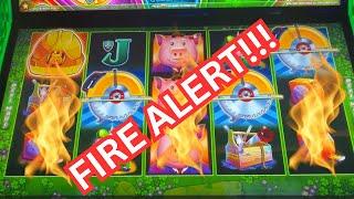 I BROKE the SLOT!!! OLD WOLFIE but NEW JOY! Huff n' more Puff slot machine