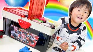 仮面ライダーギーツのシマウンダーボックスで楽しくおもちゃをおかたづけ クリスマス 教育