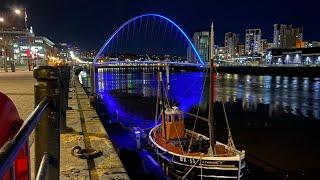 Night walking at Quayside Millennium Bridge and Tyne Bridge Newcastle upon Tyne - England [4K]