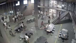 Brawl at Cook County Jail  maximum security inmates injuries  Warning some may find this Graphic