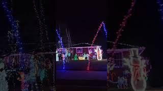 Saw some beautiful christmas decorations #christmaslights #shorts #christmastree #viralvideo