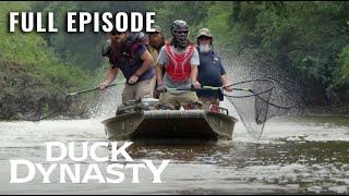 Duck Dynasty: Carpnado - Full Episode (S11, E10) | Duck Dynasty