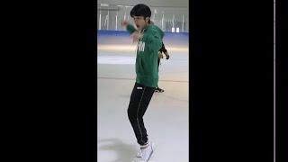 Skate into Love 【冰糖炖雪梨】幕后花絮合集 P26 全员尬舞哈哈哈