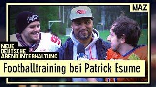 Footballtraining bei Coach Patrick Esume | Gunnar und Andreas stoßen an ihre Grenzen