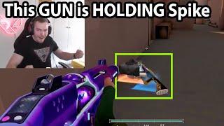 How to HOLD SPIKE by Putting 1 GUN on the FLOOR | FakeAnanas