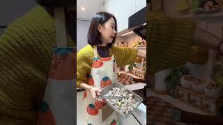 天冷了炖上一锅羊肉，热热乎乎的暖心又暖胃，真的太好吃了#天儿冷吃点啥 #红烧羊肉 #家常菜