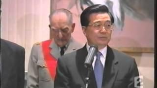 Le président chinois HU Jintao à la Fondation Charles de Gaulle le 28 janvier 2004