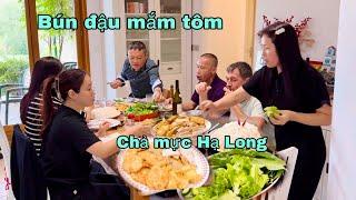 Đãi anh chị món bún đậu mắm tôm, Mai le cuộc sống ở Pháp