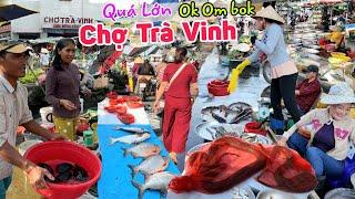 Khủng khiếp Hải Sản tràn lan giá rẻ Chợ Trà Vinh ngày lễ Ok Om Bok