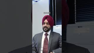 What kind of classes Harpreet Dhillon teaches! 