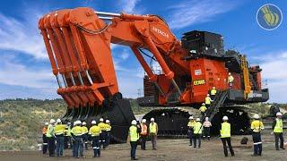 World's LARGEST Excavators at Work!