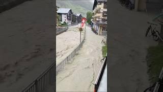 Enchente em Zermatt hoje  estamos ilhados