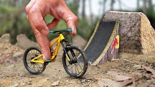 Finger Mountain Biking!