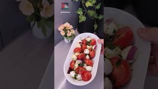  #salades  #mozzarella ️ #cheese ⭐ #summer  #foodlover #salad  #shorts #saladrecipe #tomato