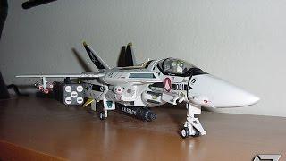 Macross - 1/48 VF-1S Valkyrie Roy Focker Custom Slideshow