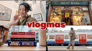 book shopping in london + quality time with the fam - feels good to be home!    vlogmas 2/3