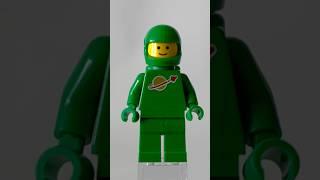 LEGO Classic Space - Green Spaceman with Airtanks #lego #minifigure