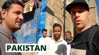 Finding Rappers in Karachi's Most Dangerous Hood 