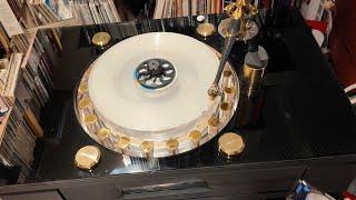 LIsten to "Babylon Sisters" UHQR on $370K Wilson-Benesch GMT One Turntable