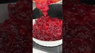 The Best Cranberry Sauce! #cranberrysauce #thanksgivingrecipes #Cranberries #Thanksgiving #SideDish