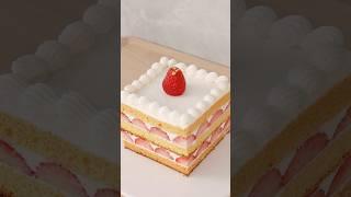 딸기 사각 케이크 Strawberry Cake