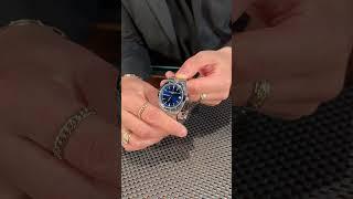 Vacheron Constantin Overseas Blue Dial Steel Mens Watch 4500V Review | SwissWatchExpo