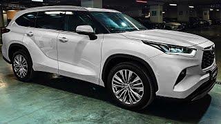 2024 Toyota Highlander - Three-Row Family Friendly SUV!