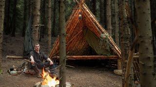 Wie man alleine den besten Bushcraft-A-Frame-Unterstand aller Zeiten baut – erstaunliches Waldhaus