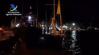 Abordado un velero al sur de Cartagena con más de 4.500 kilos de hachís