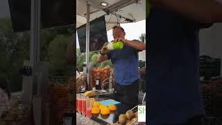 Entertainment pur: Der Shakin Juicer bringt nicht nur Saft, sondern auch die Bühne zum Glühen. 