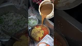 Subha 3 Baje Chole Kulche in Delhi ( Late Night Street Food)