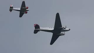 2023 Classic Formation Team -  DC3 & Beech18  - Flugtage Fehraltdorf