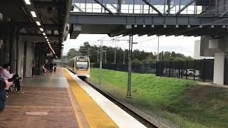 Brisbane Trains: NGR 745 stops at Helensvale