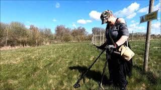 Metal Detecting The Treasure Field With She Digs It UK 2023