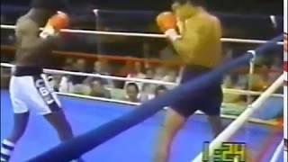 Alexis Arguello vs Cornelius Boza Edwards