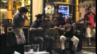 tango al bar in Diagonal Norte. Video di elburchia marzo 2012 (2).