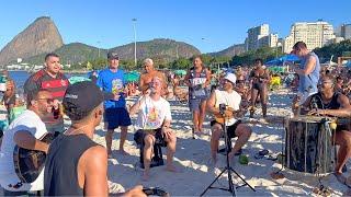 Pagode na Praia - Vacilão / Deixa a Vida Me Levar / Madalena