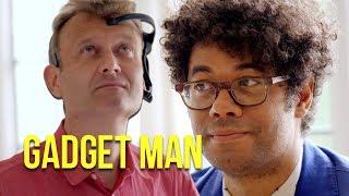 Richard Ayoade & Hugh Dennis Test Kid Gadgets | Gadget Man