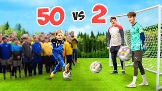 MECZ 2 YOUTUBERÓW vs 50 DZIECIAKÓW 