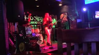 Michelle Romary Band (Wrecking ball) 04-29-16