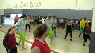 Tu Olor - Wisin & Yandel - Reggaeton Dance Fitness w/ Bradley - Crazy Sock TV