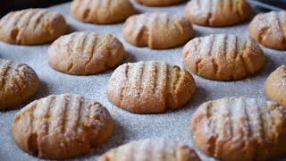 This cookie just melts in your mouth! Delicious tea biscuits!