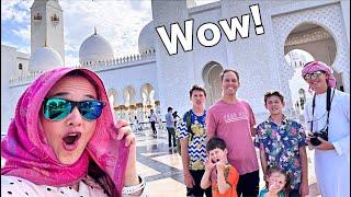 Exploring the Stunning Sheikh Zayed Grand Mosque: A Family Adventure in Abu Dhabi!