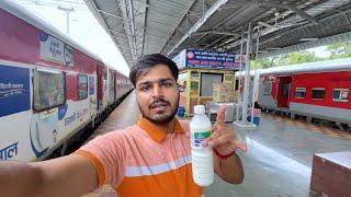 Mumbai-Bengaluru Udyan Express train journey *Daund ka Madhur butter milk*