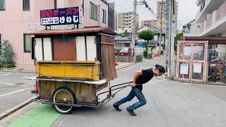 Watch This Legend Single-Handedly Haul & Set Up His Entire Food Cart!  Pure Aussie-Style Grit!