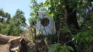 Experiment -  Hide and Seek -  with the Ariston  Washing Machine