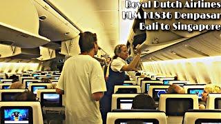 (2017) Royal Dutch Airlines KLM Flight KL836 Bali to Singapore Boeing 777-300ER