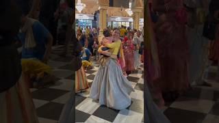 iskcon temple Vrindavan ️ Vrindavan dance video #russiangirl #vrindavan #iskcon #shorts #bhajan #4k