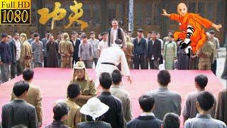 Kung Fu Combat Film: Japanese samurai looks down on Chinese, getting defeated by a Shaolin disciple.