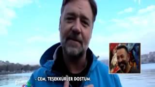 Cem Yılmaz'ın Russell Crowe'u Umursamaması